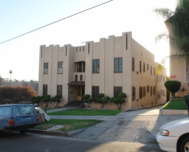 313 N Mariposa Ave in Los Angeles, CA - Building Photo - Building Photo