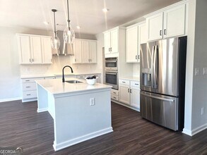 3958 Annsbury Ct in Lilburn, GA - Building Photo - Building Photo