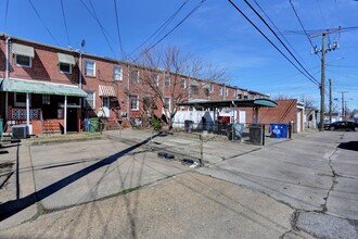 421 Elrino St in Baltimore, MD - Building Photo - Building Photo