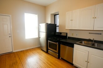 1745 W North Ave, Unit M03H in Chicago, IL - Building Photo - Building Photo