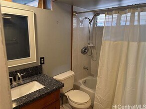 2303 Dole St in Honolulu, HI - Building Photo - Building Photo
