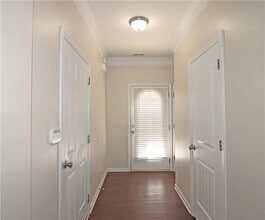 315 Lakeside Ln in Woodstock, GA - Building Photo - Building Photo