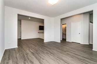 5540 Eagle Point Dr in Fort Worth, TX - Building Photo - Building Photo