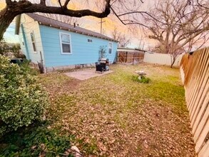 998 N 6th St in Carlsbad, NM - Building Photo - Building Photo