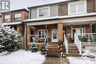 57 Kenwood Ave in Toronto, ON - Building Photo