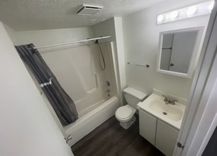 806 8th St in Beloit, WI - Building Photo - Building Photo