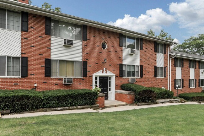 property at 1321 W Main St