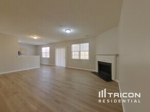 335 Annabel Dr in Boiling Springs, SC - Building Photo - Building Photo