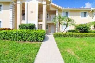 7794 Emerald Cir in Naples, FL - Building Photo - Building Photo