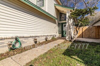 3207 Stoney Square in San Antonio, TX - Building Photo - Building Photo