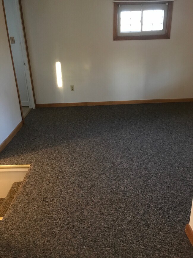 26 Rochester St Apartments and Nearby Dryden Apartments For Rent