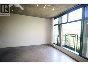22-222 E Cordova St in Vancouver, BC - Building Photo - Building Photo