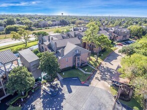 2023 Gentryside Dr in Houston, TX - Building Photo - Building Photo
