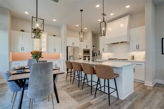 3603 Kensington Gdns Ln in Houston, TX - Building Photo - Building Photo