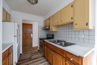 6250 N Kenmore Ave in Chicago, IL - Building Photo - Building Photo