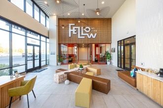 Fellow At Fitz in Aurora, CO - Foto de edificio - Interior Photo