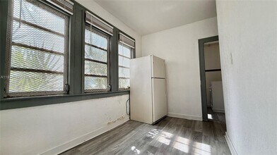 444 SW 10th Ave in Miami, FL - Building Photo - Building Photo