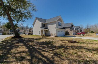 219 Peggy's Trce in Sneads Ferry, NC - Building Photo - Building Photo