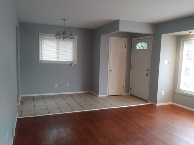 30043 Grandview St in Inkster, MI - Building Photo - Building Photo