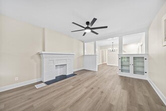 263 Crestview Rd in Columbus, OH - Building Photo - Building Photo