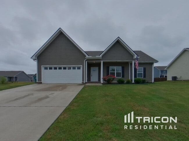 814 Ellyson Dr in Spring Hill, TN - Foto de edificio - Building Photo