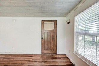 1407 Leona St in Austin, TX - Building Photo - Building Photo