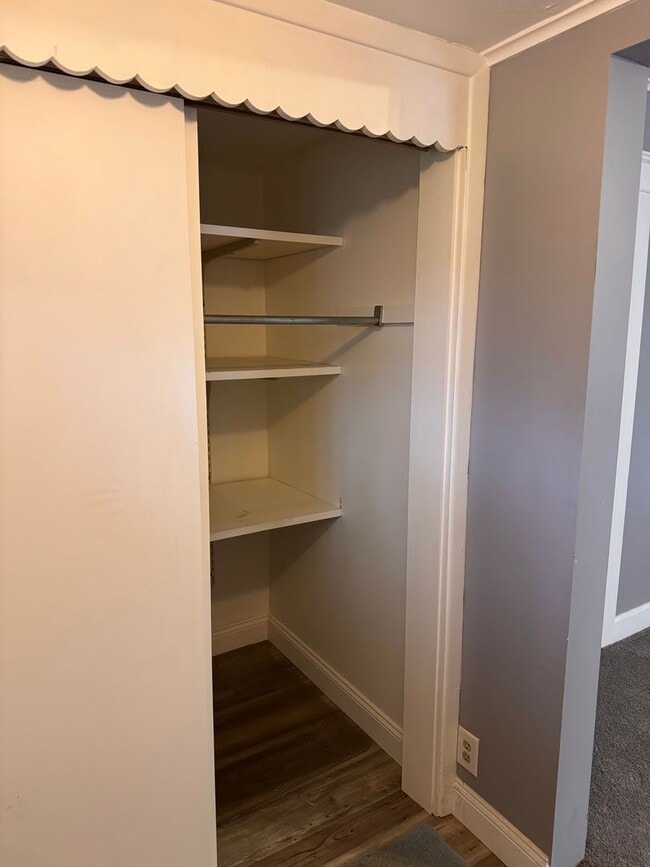 402 Kenneth Ave in New Castle, PA - Building Photo - Building Photo