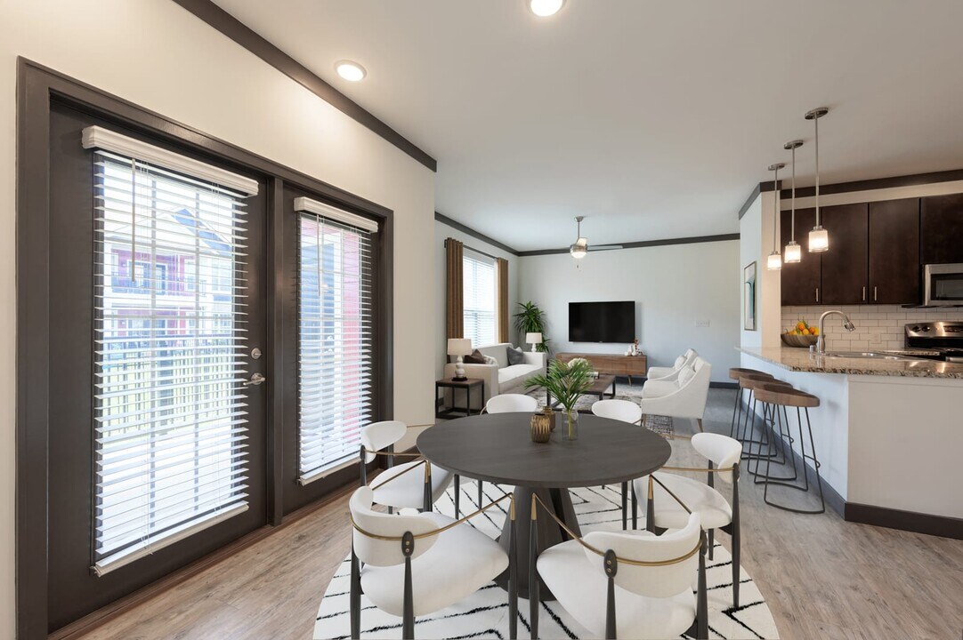 Sawyer East End in Louisville, KY - Foto de edificio
