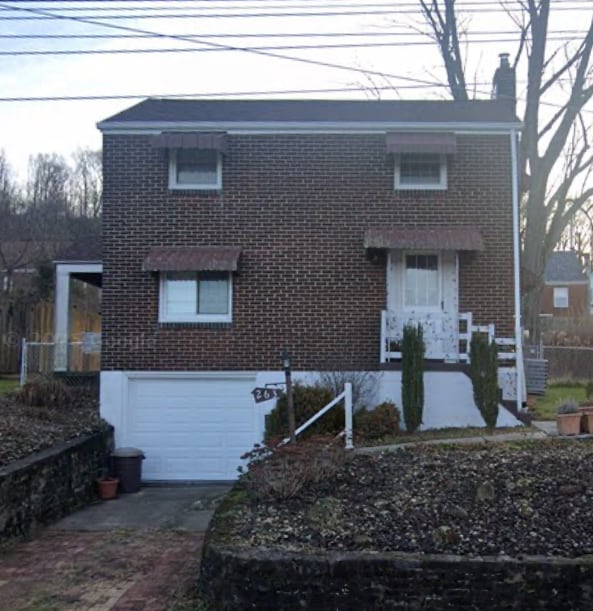 property at 263 E Fairmont Ave