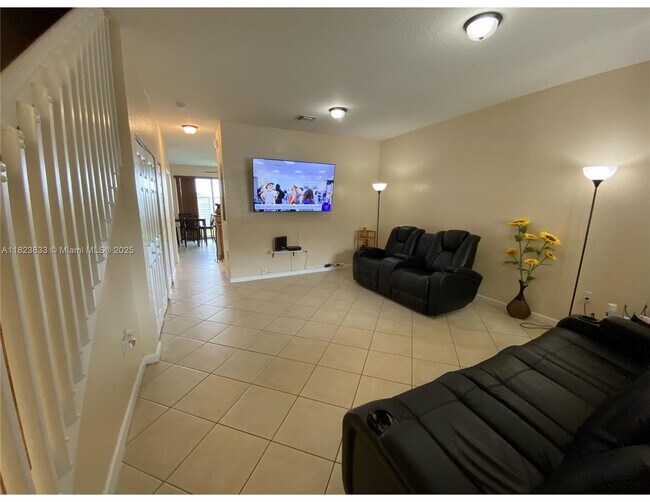 12010 SW 268th St in Homestead, FL - Building Photo - Building Photo