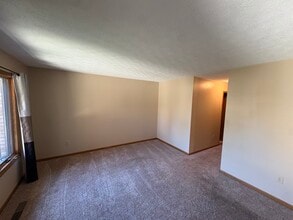7333 McSmith Ln in Dayton, OH - Building Photo - Building Photo