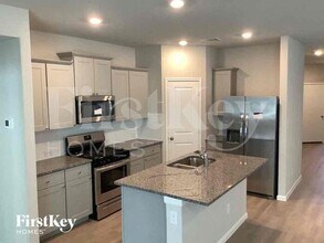 14902 Bog Mill in San Antonio, TX - Building Photo - Building Photo