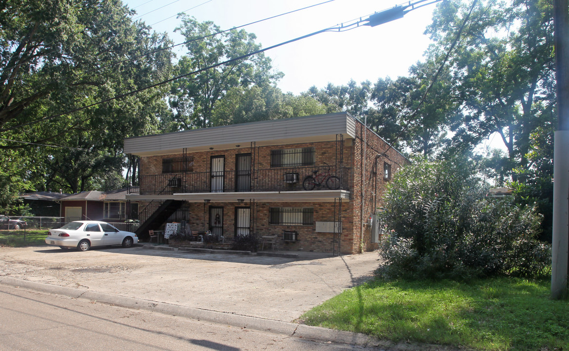 2801 Iowa St in Baton Rouge, LA - Foto de edificio