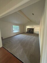 2906 Aldersgate Rd in Medford, OR - Building Photo - Building Photo