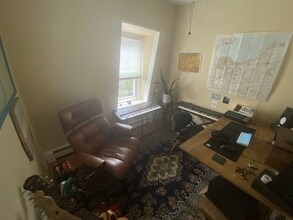 16 Claremon St, Unit 3 in Somerville, MA - Foto de edificio - Building Photo