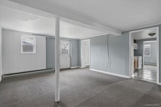 492 Black Meadow Rd in Chester, NY - Building Photo - Building Photo