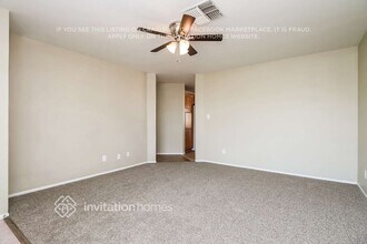 811 E Hillview Cir in Mesa, AZ - Building Photo - Building Photo