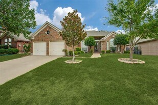 7006 Woodsprings Dr in Garland, TX - Building Photo