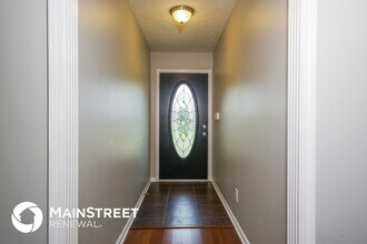 5220 Plume Dr in Louisville, KY - Building Photo - Building Photo