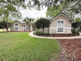 816 Brookstone Ct in Jacksonville, FL - Building Photo