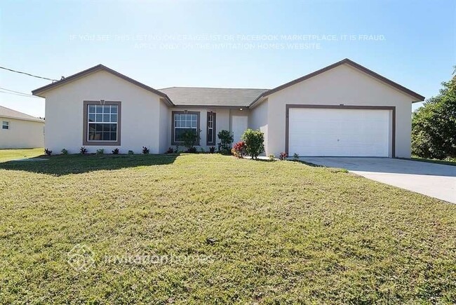 property at 356 SW Fig Ave