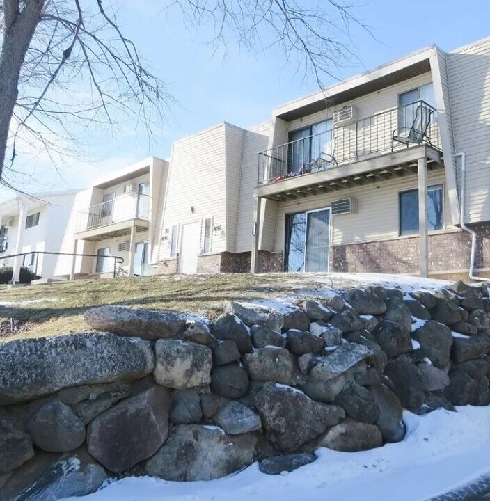 Guilford Apartments in Fitchburg, WI - Foto de edificio