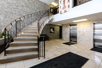 Lancelot Apartments in North Bay, ON - Building Photo - Building Photo