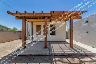 1119 E Silver St in Tucson, AZ - Building Photo
