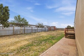 25415 Cedar Dr in Paulden, AZ - Building Photo - Building Photo