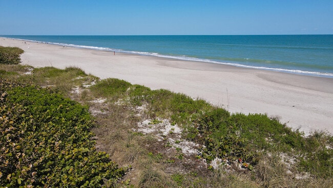 property at 959 N Hwy A1A