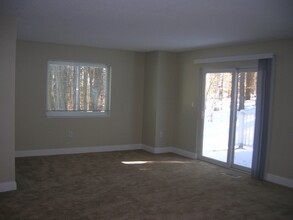 One Katahdin Dr in Lexington, MA - Building Photo - Building Photo