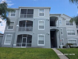 2307 Silver Palm Dr in Kissimmee, FL - Building Photo