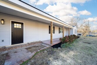 640 Mission Ridge Rd in Rossville, GA - Building Photo - Building Photo