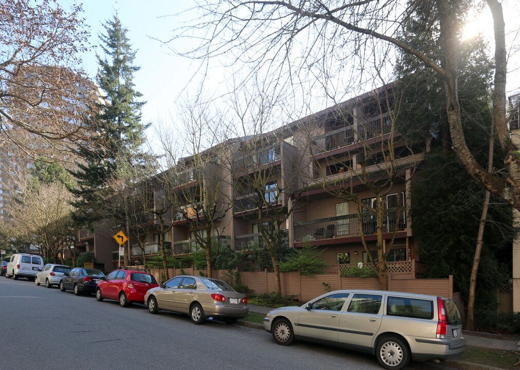 Rosewoods in Vancouver, BC - Building Photo